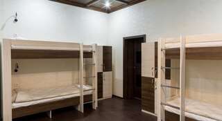 Гостиница Juicy hostel Новосибирск Кровать в общем номере для мужчин-2